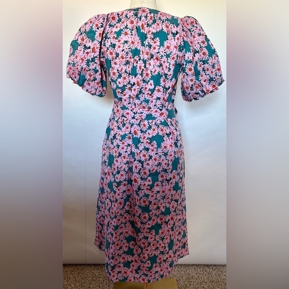 NEW w/Tags DIANE VON FURSTENBERG
Laena Blue Pink Floral Shift Dress Size Small - Picture 5 of 10
